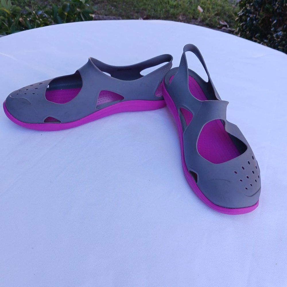 Iconic Crocs Comfort Gray and Pink 10